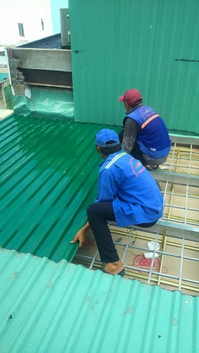 Thợ sửa mái tôn tại TPHCM (1)